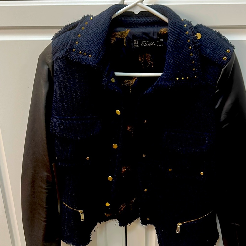 Super cute Zara Sweater jacket